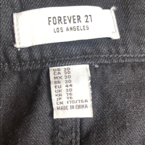 Black jean skirt - Picture 3 of 3